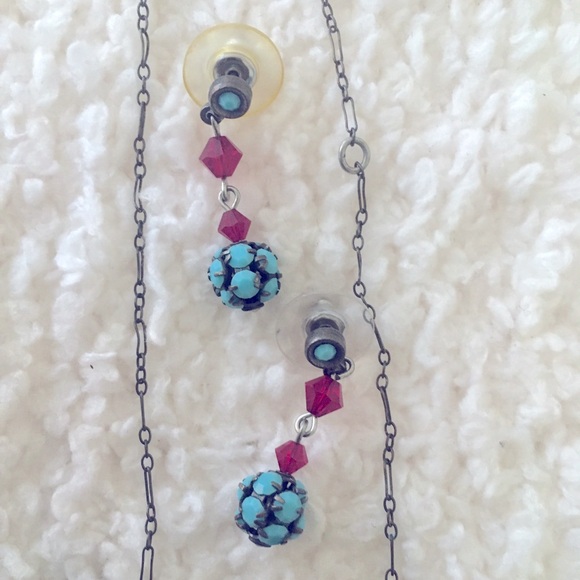 Turquoise look with red accent necklace set - Picture 2 of 4